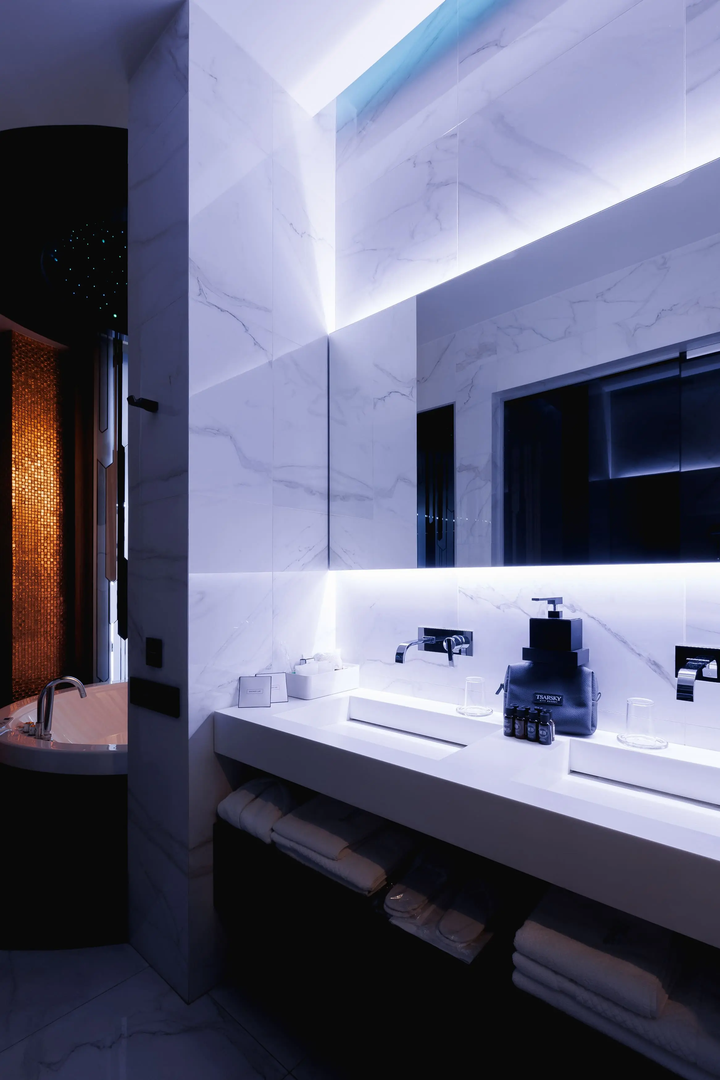 hotel-img